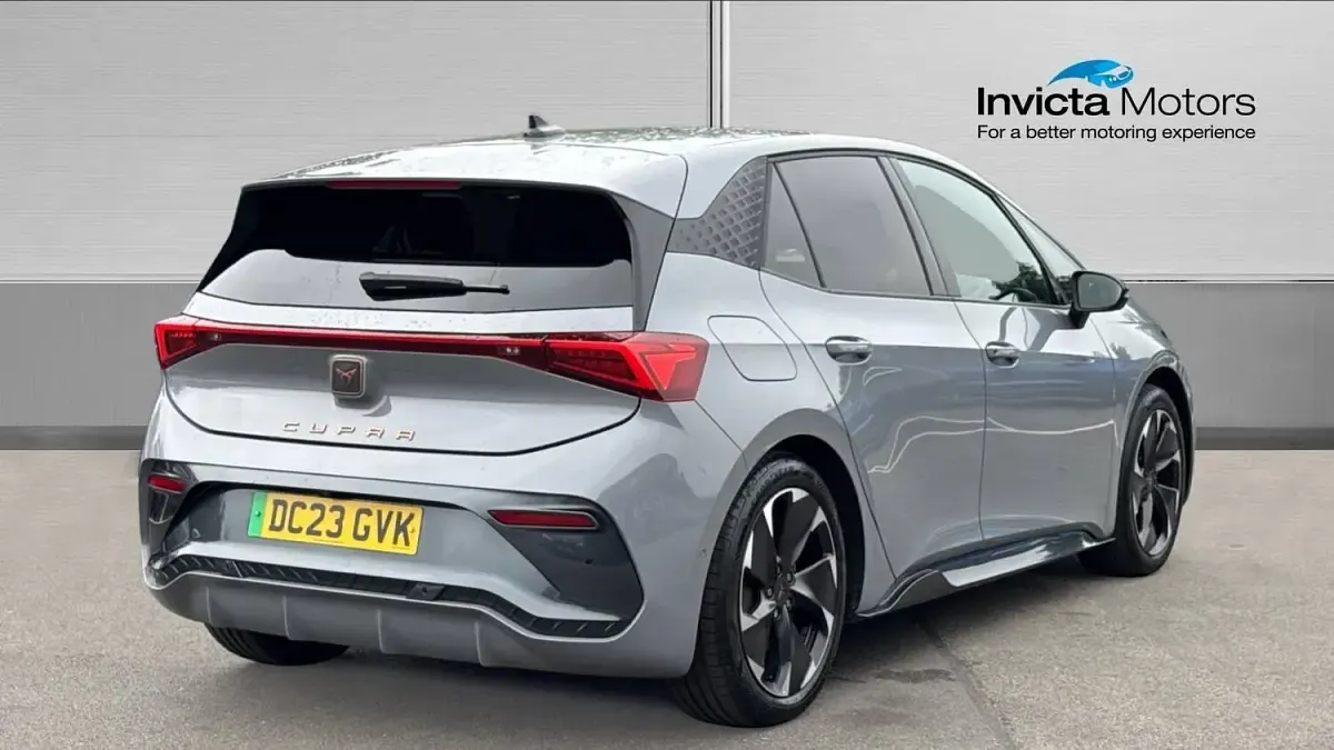 Used Cupra Born e-Boost 169 kW (230 HP) 2023 Vapour grey gloss Hatchback