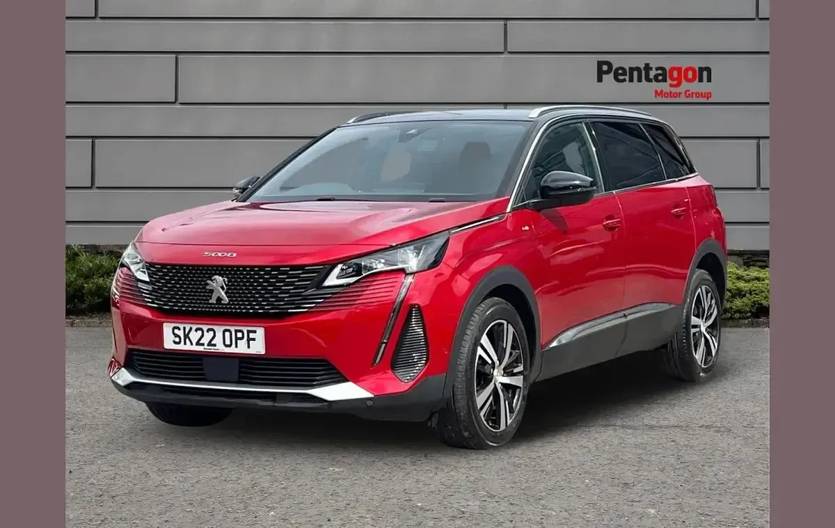 Used Peugeot 5008 GTi 128 HP (94 kW) 2022 Red SUV