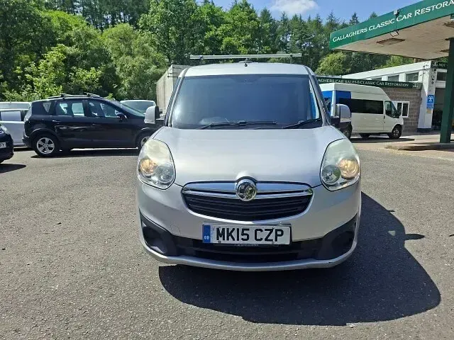 Used Vauxhall Combo Sportive 89 HP (65 kW) 2015 Silver MPV
