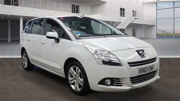 White Used 2013 Peugeot 5008 Active MPV | £3,250 (Good price) - Image 1/1