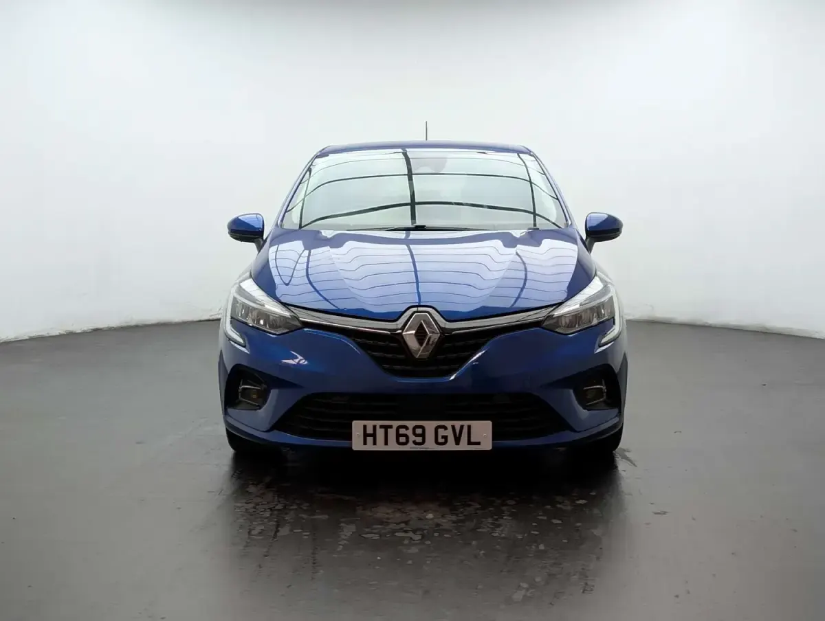 Usado Renault Clio IV Iconic 100 CV (73 kW) 2019 Azul Utilitario