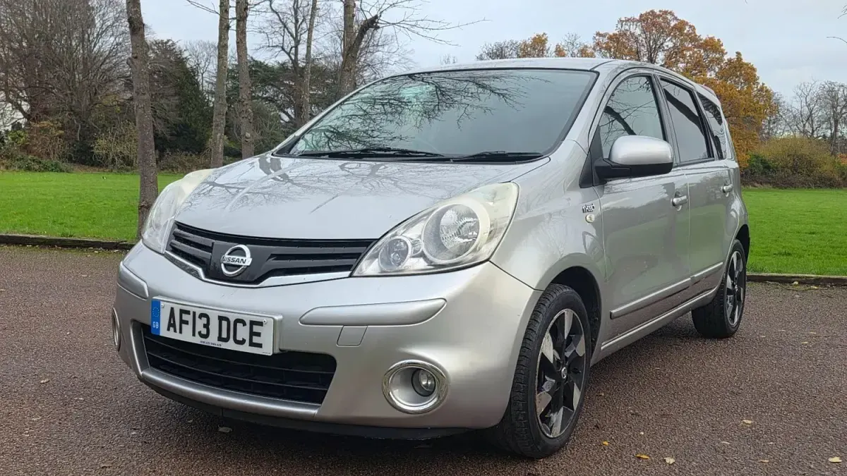 Używany Nissan Note N-TEC 2013 Srebrny Hatchback