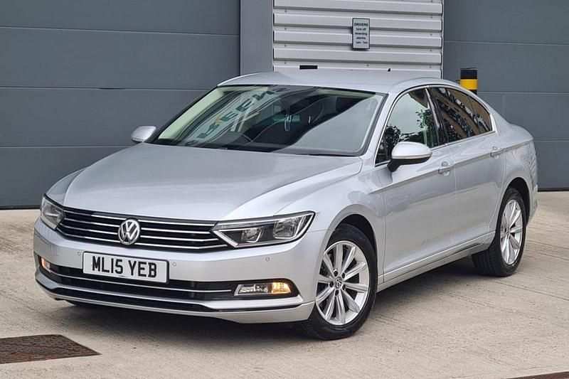 Silver Used 2015 VW Passat Business Sedan | £9,495 (Super price) - Image 1/1