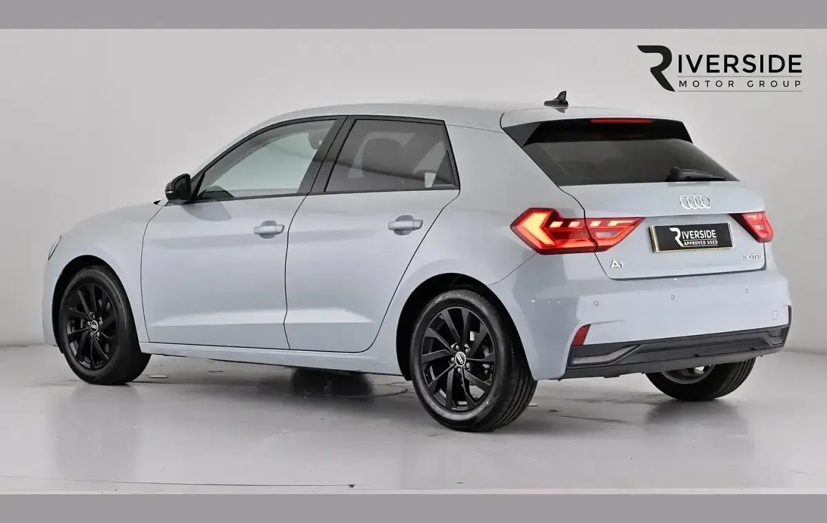 Used Audi A1 Sport 108 HP (79 kW) 2022 Grey SUV