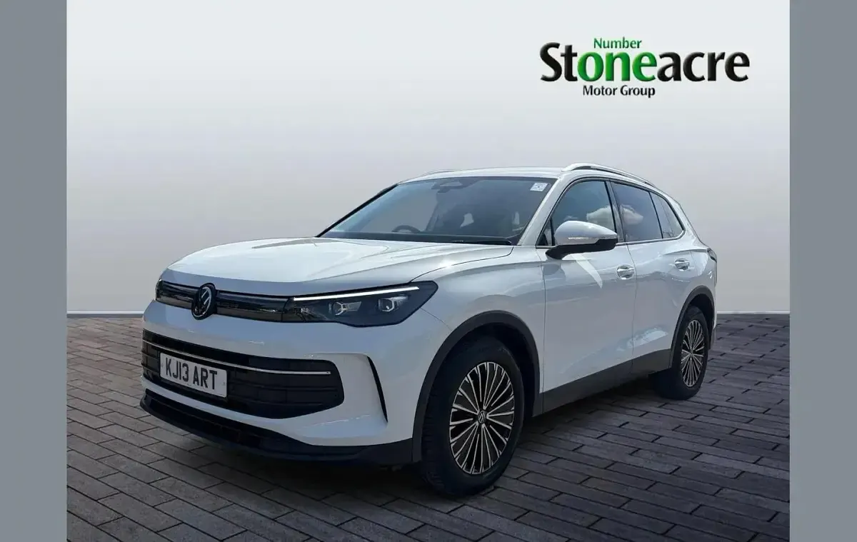 Second-hand VW Tiguan Match 130 CP (95 kW) 2024 Alb SUV