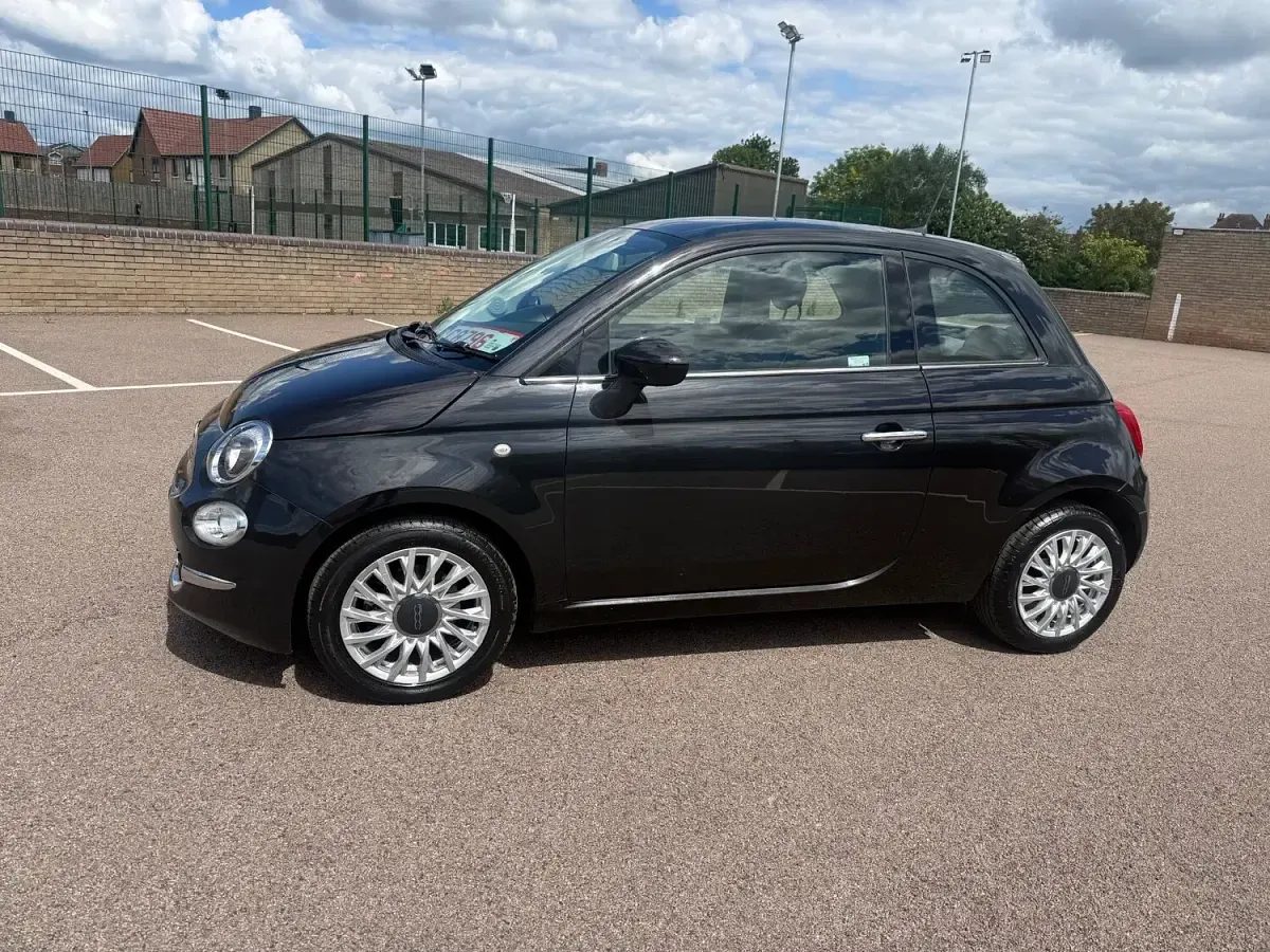 Used Fiat 500 Lounge 69 HP (50 kW) 2018 Black Hatchback