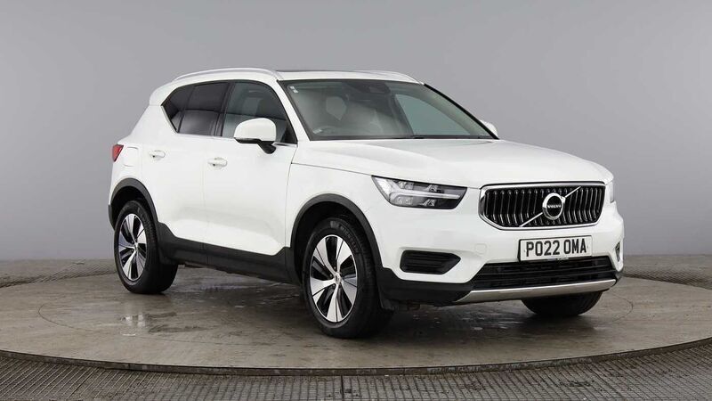 Used 2022 Volvo XC40 Inscription SUV | £19,450 (Fair price) - Image 1/4
