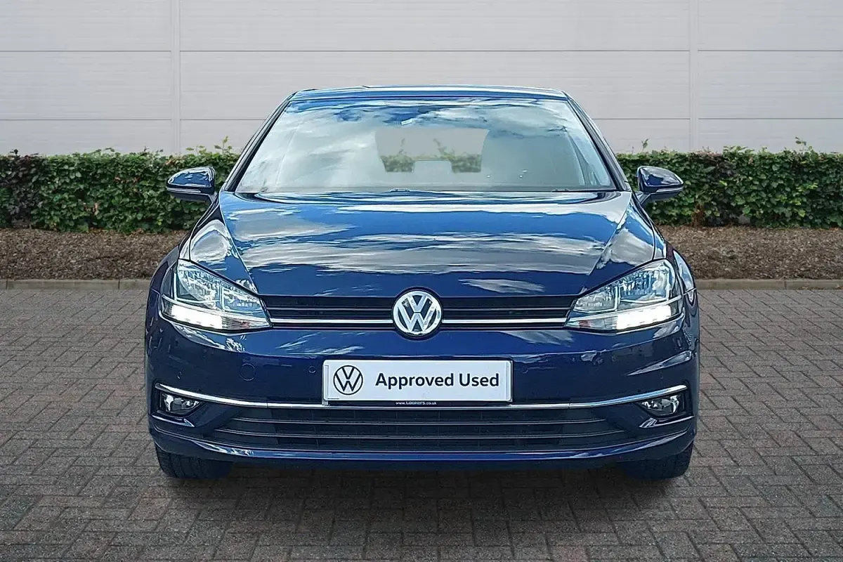 Used VW Golf VII Match 115 HP (84 kW) 2019 Atlantic blue Hatchback