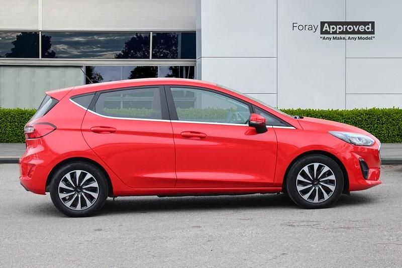 Usado Ford Fiesta Titanium 2023 Vermelho Citadino