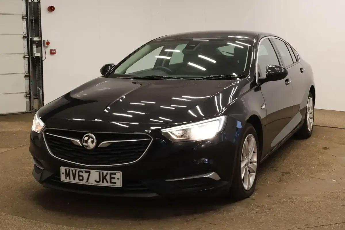 Used Vauxhall Insignia Sport 2017 Black Hatchback
