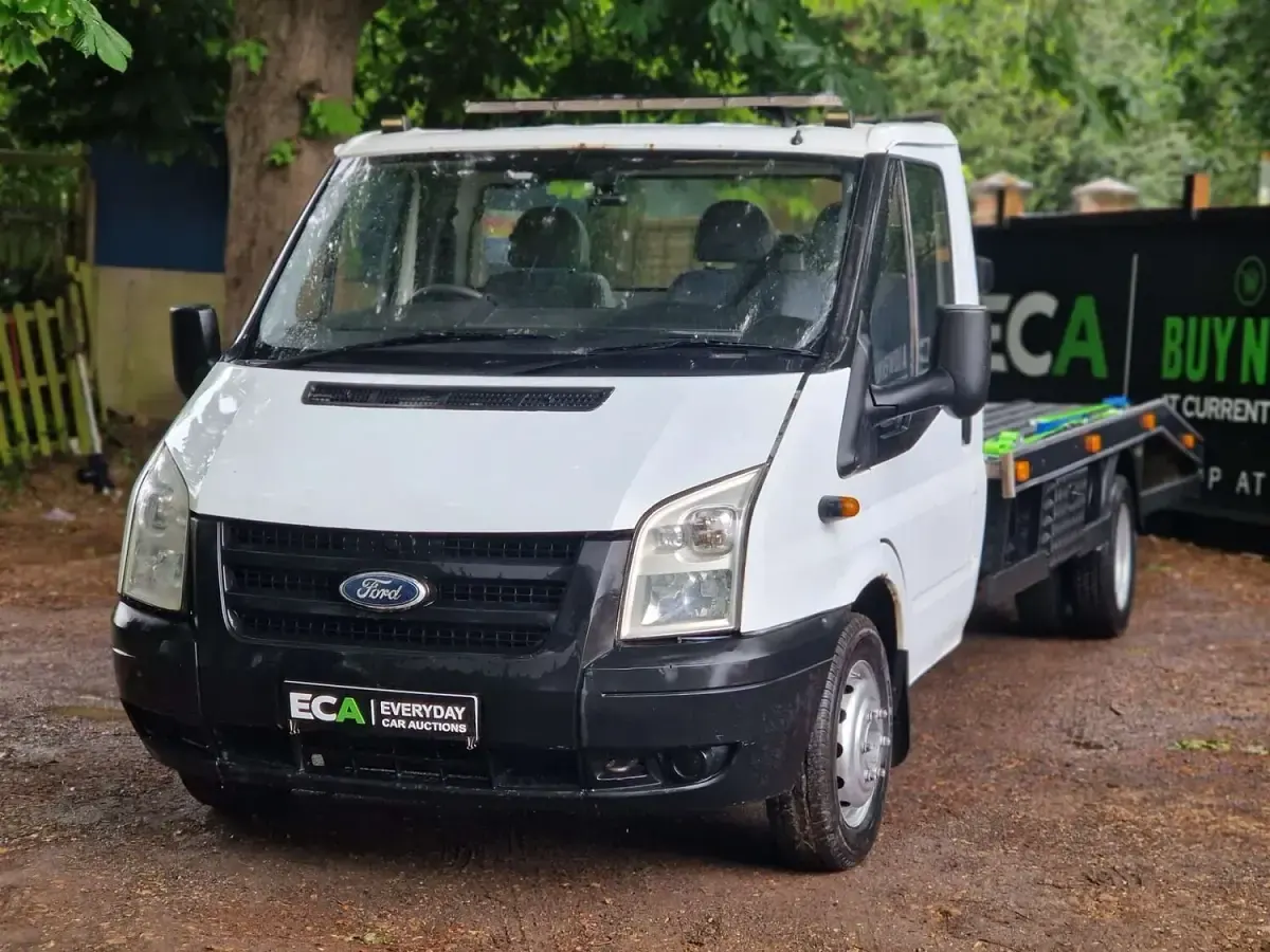 Used Ford Transit 140 HP (102 kW) 2007 White Cabriolet