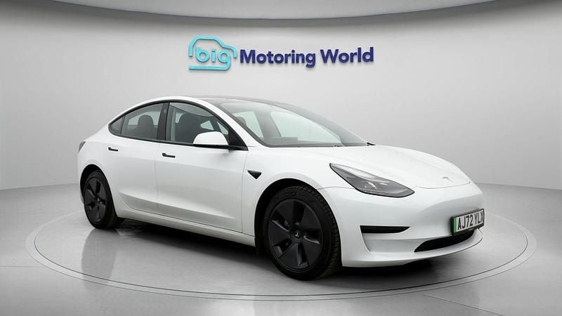 Used 2022 Tesla Model 3 RWD Sedan | £20,500 (Fair price) - Image 1/4