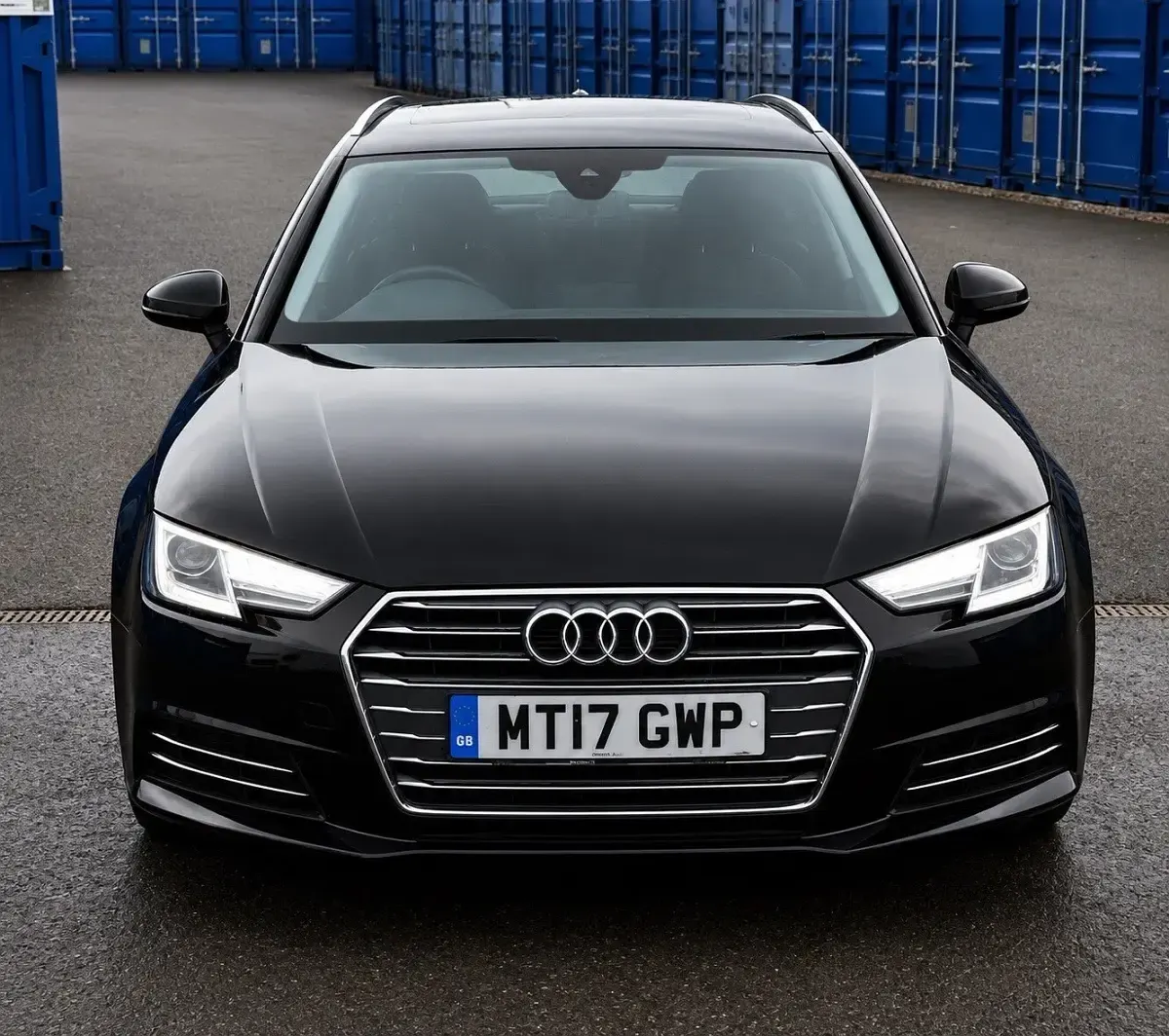 Used Audi A4 Sport 147 HP (108 kW) 2017 Black Estate