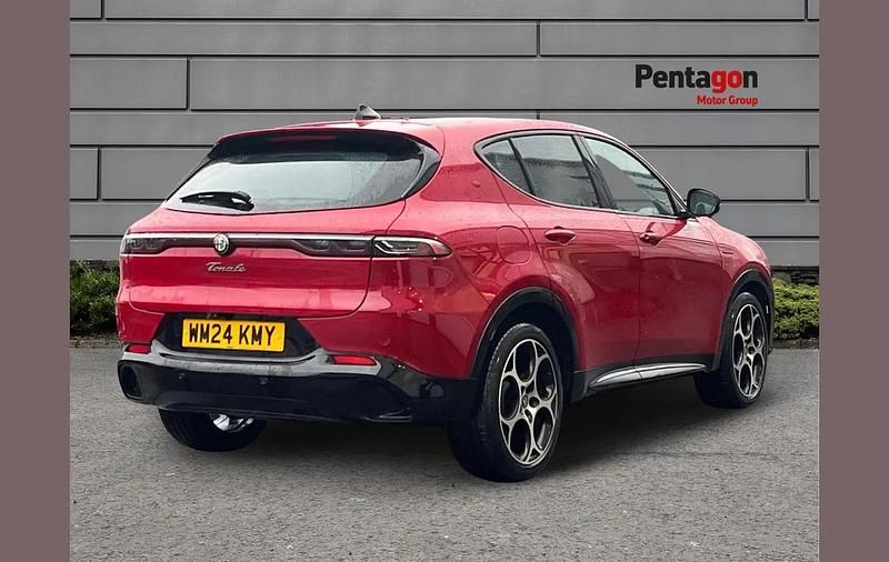 Used Alfa Romeo Tonale Veloce 158 HP (116 kW) 2024 Red SUV