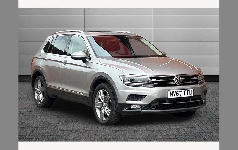 Used VW Tiguan SEL 180 HP (132 kW) 2017 Silver SUV