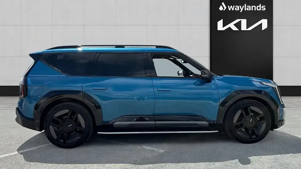 Usado Kia EV9 GT-Line S 281 kW (383 HP) 2024 Azul SUV