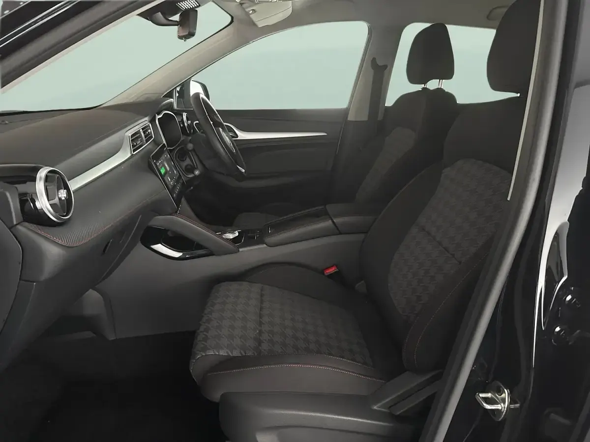Used MG ZS SE 114 kW (156 HP) 2025 Black SUV
