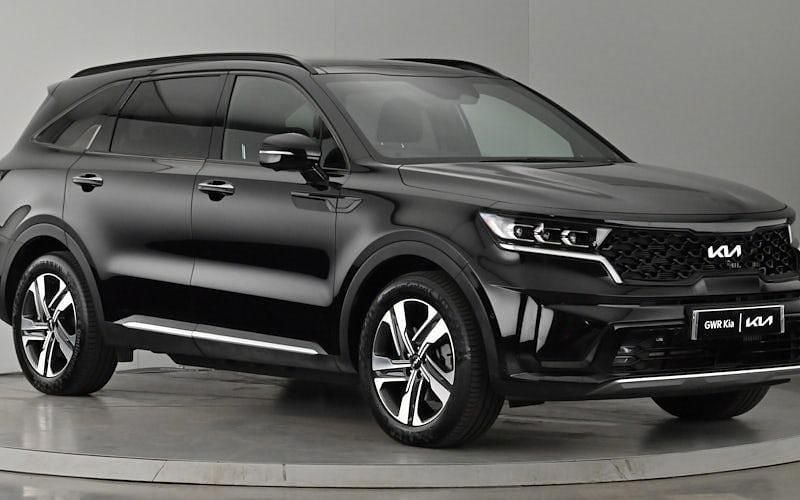 Used 2023 Kia Sorento SUV | £39,995 (Fair price) - Image 1/4