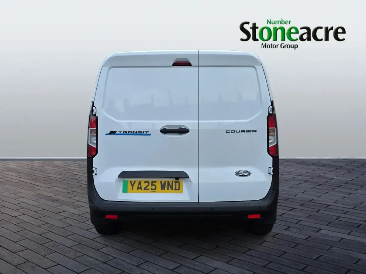 Ny Ford Transit Trend 100 kW (136 HK) 2025 Vit Van