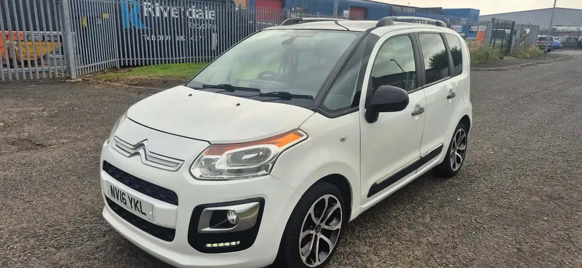 Used Citroën C3 Picasso Platinum 2016 White MPV