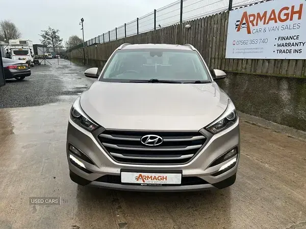 Used Hyundai Tucson SE 116 HP (85 kW) 2015 Beige SUV