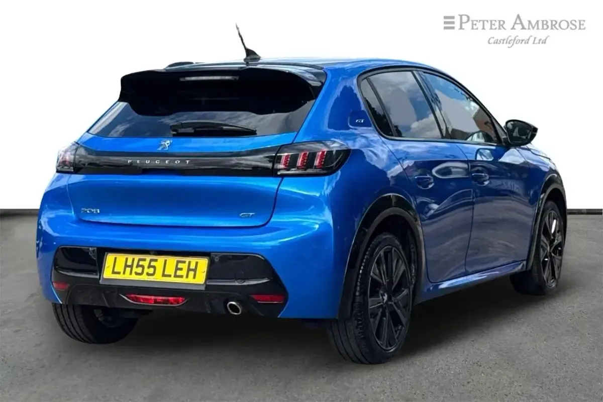 Used Peugeot 208 GT 99 HP (72 kW) 2023 Blue Hatchback