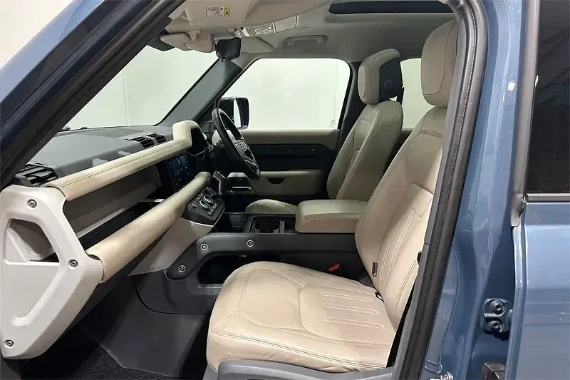 Used Land Rover Defender HSE 236 HP (173 kW) 2020 Blue SUV