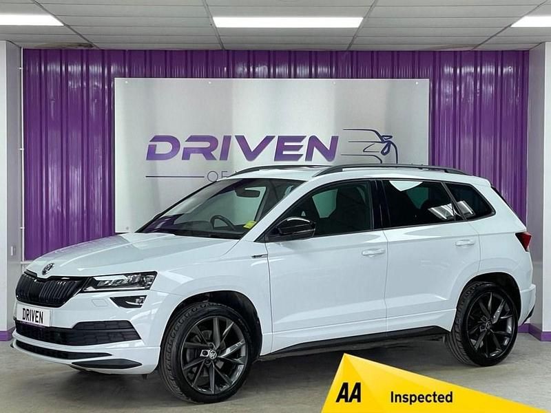 White Used 2019 Skoda Karoq SportLine SUV | £15,900 (A bit pricey) - Image 1/3