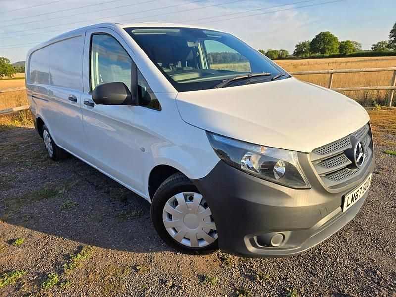 White Used 2017 Mercedes Vito MPV | £5,500 (Super price) - Image 1/4
