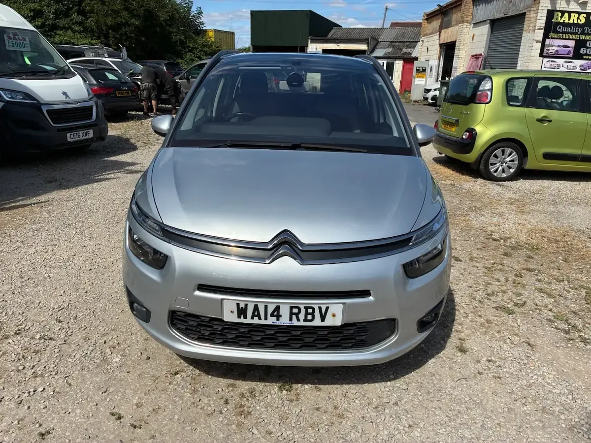 Used Citroën Grand C4 Picasso Exclusive 115 HP (84 kW) 2014 Silver MPV