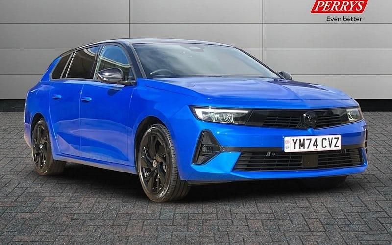 Used 2025 Vauxhall Astra Estate | £19,690 (Fair price) - Image 1/4