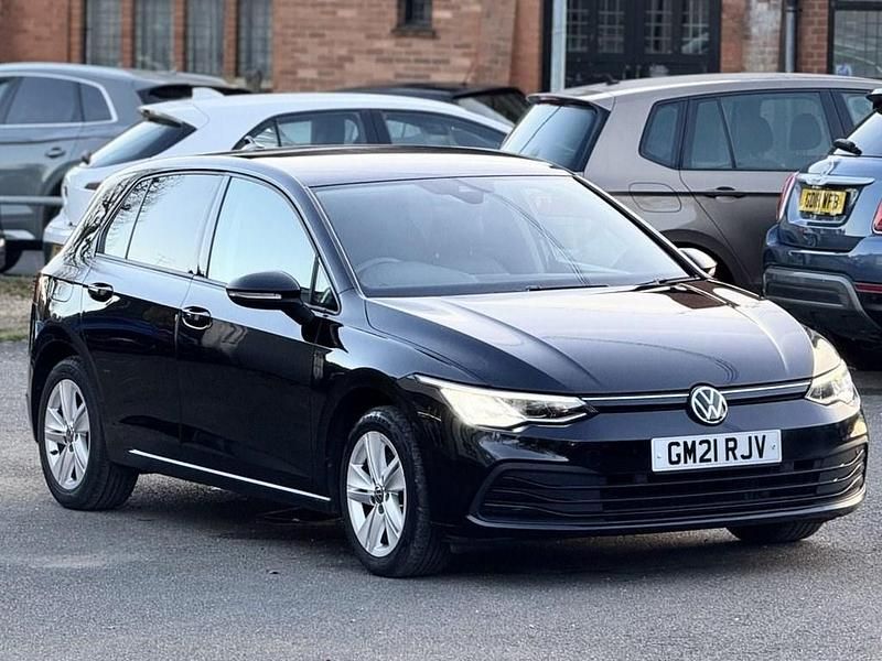 Used VW Golf VII Life 150 HP (110 kW) 2021 Black Hatchback