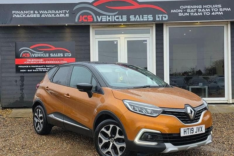 Used Renault Captur GT-Line 90 HP (66 kW) 2019 Orange/black SUV