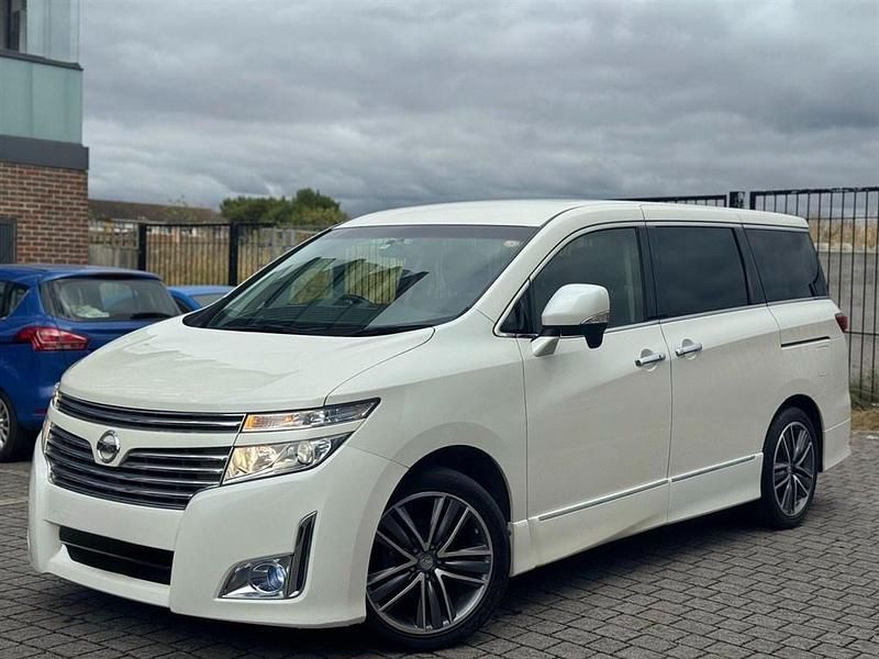 Used Nissan Elgrand 2013 White MPV