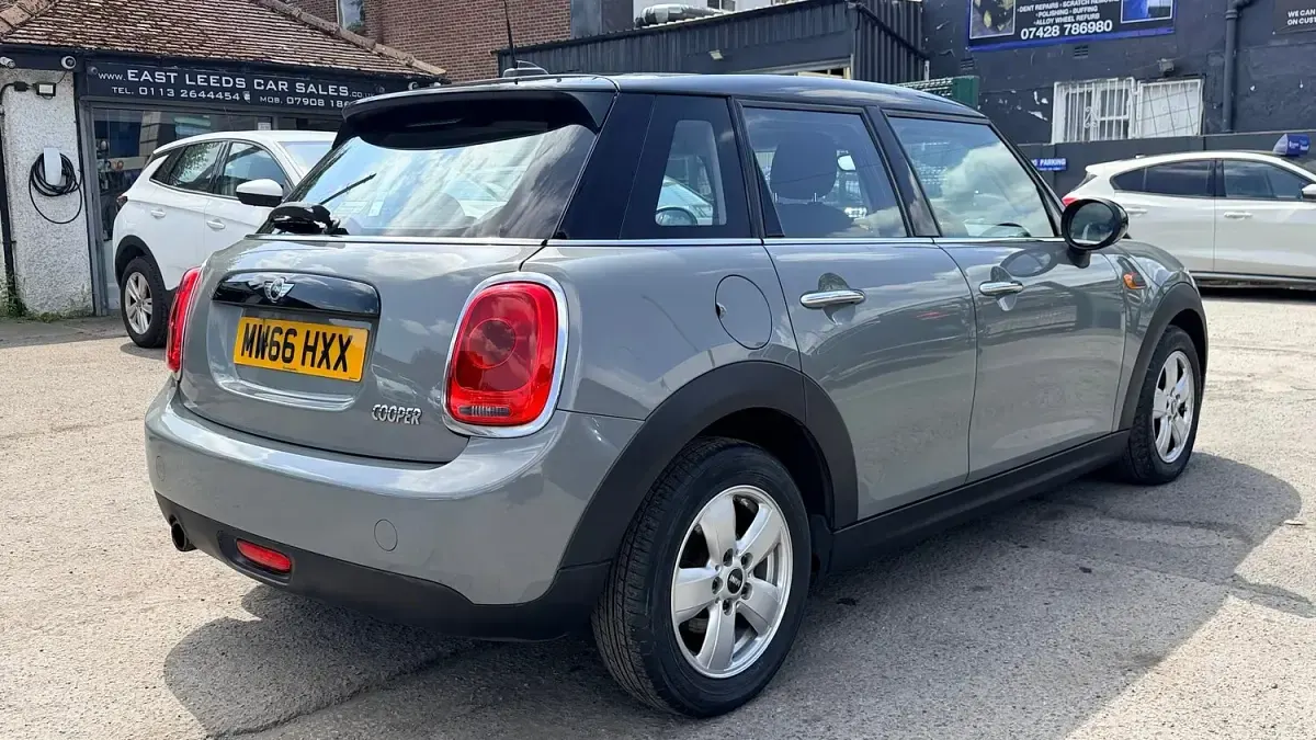 Used Mini Cooper Hatch 136 HP (100 kW) 2016 Grey Hatchback