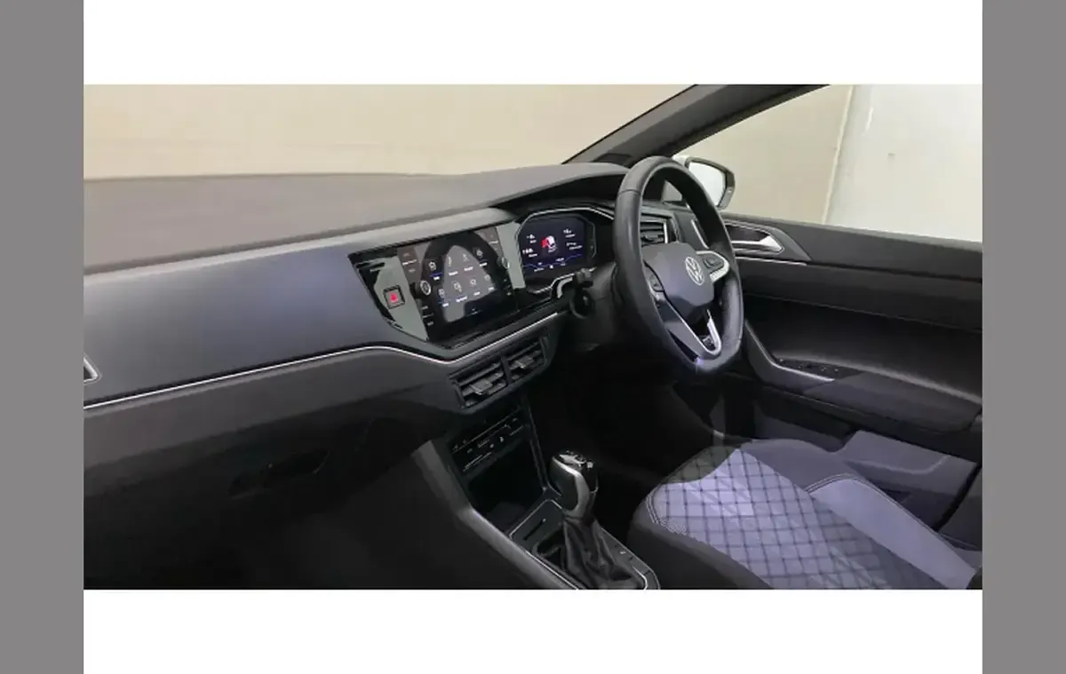 Used VW Polo R-line 95 HP (69 kW) 2023 Grey Hatchback