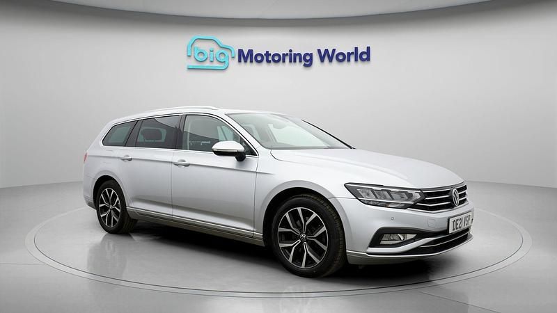 Used VW Passat SEL 148 HP (108 kW) 2021