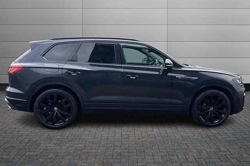 Used VW Touareg Black Edition 286 HP (210 kW) 2022 Blue SUV