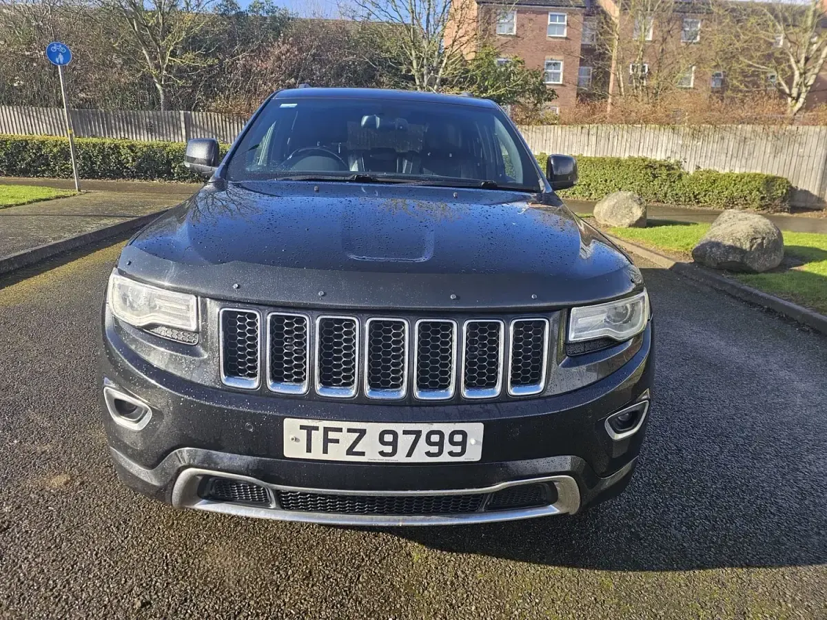 Used Jeep Grand Cherokee Overland 247 HP (181 kW) 2014 Black SUV