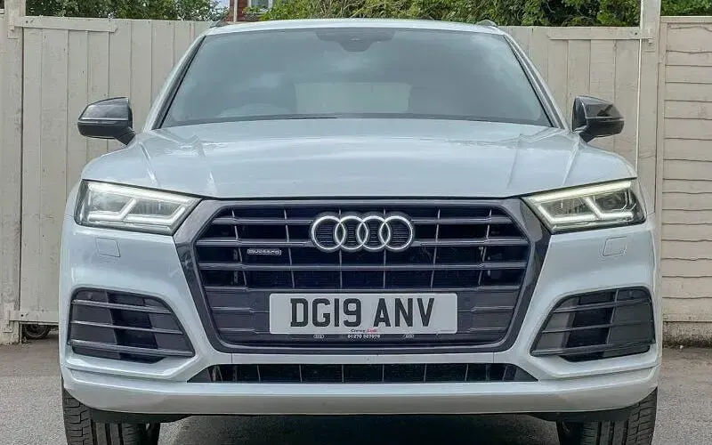 Used Audi Q5 Black Edition 190 HP (139 kW) 2020 SUV