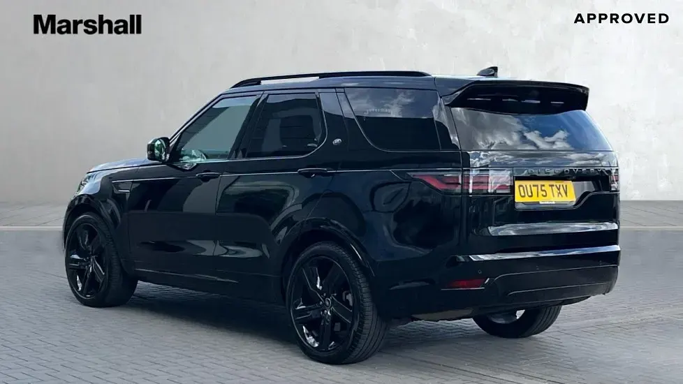 Used Land Rover Discovery HSE Dynamic 350 HP (257 kW) 2025 Metallic  santorini black SUV