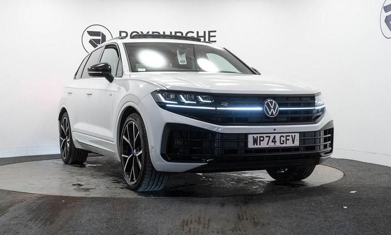 White Used 2024 VW Touareg R SUV | £58,750 (Fair price) - Image 1/4
