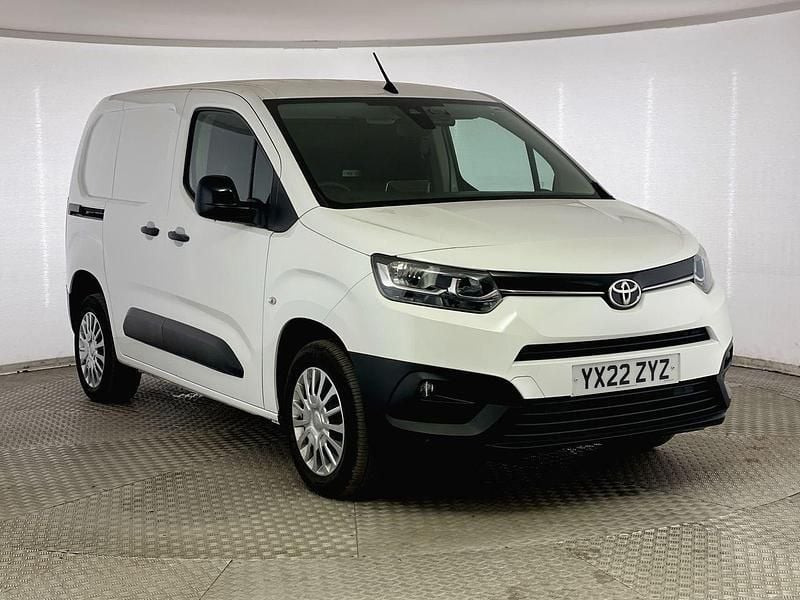 White Used 2022 Toyota Proace Van | £9,795 (Super price) - Image 1/4