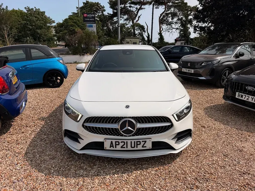 Used Mercedes A180 AMG line 116 HP (85 kW) 2021 White Hatchback