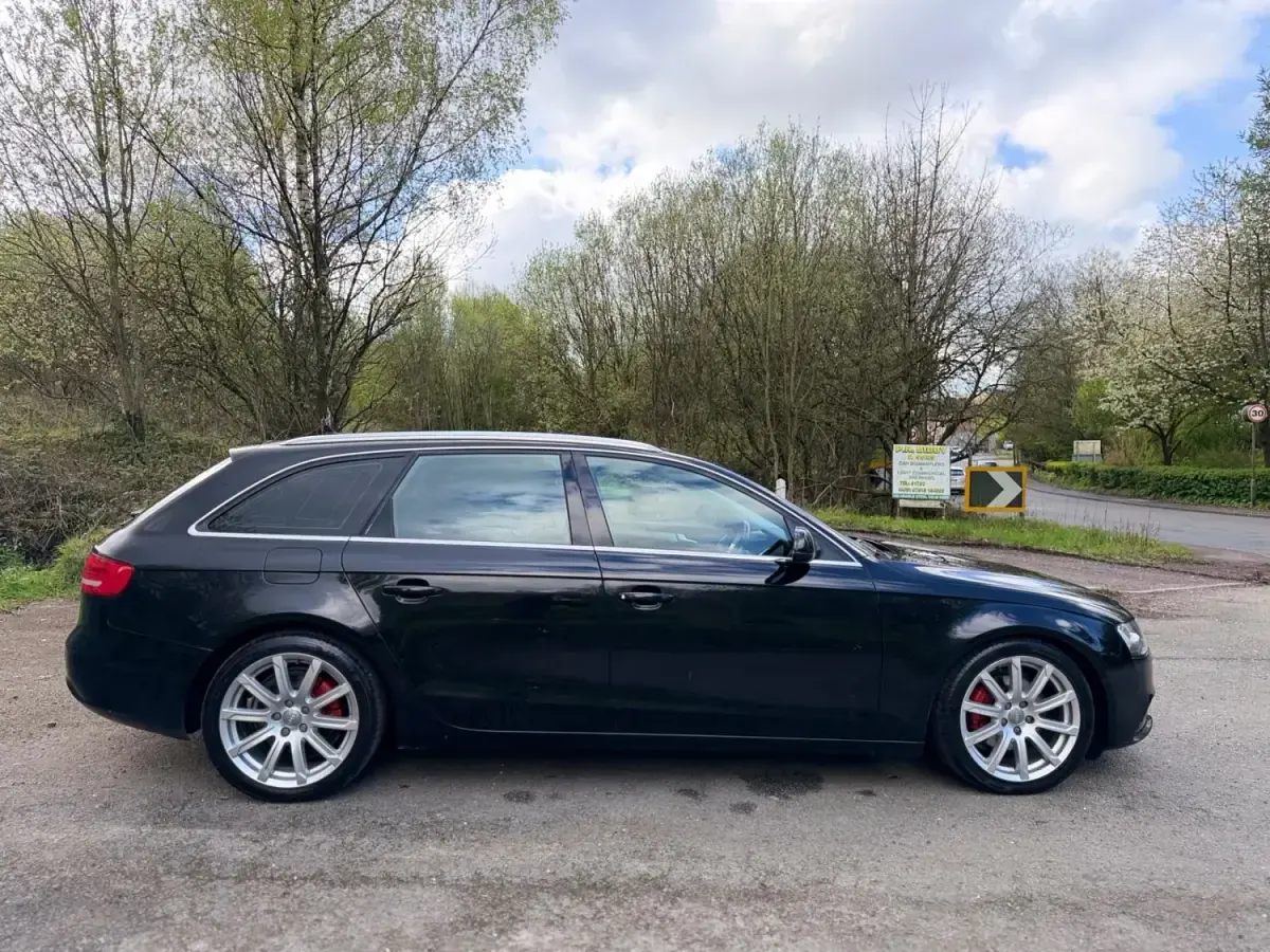 Usado Audi A4 Comfort 2015 Preto Carrinha