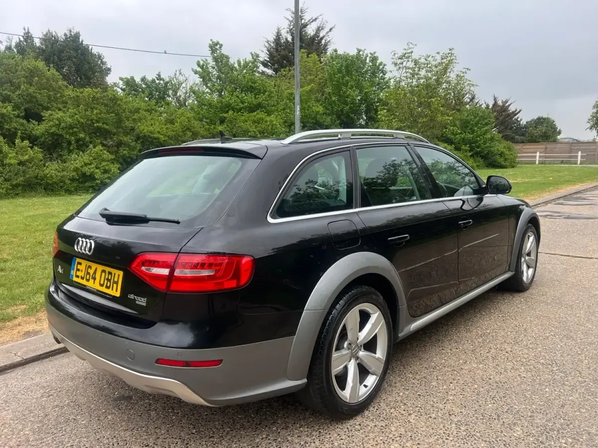 Usado Audi A4 Allroad 2014 Preto Carrinha