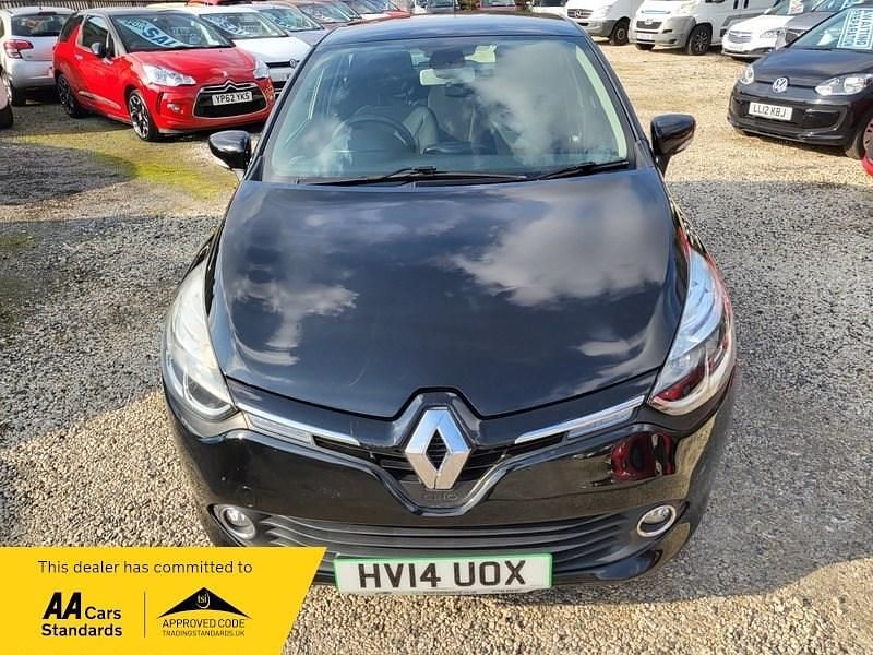 Used Renault Clio IV Dynamique 90 HP (66 kW) 2014 Black Hatchback