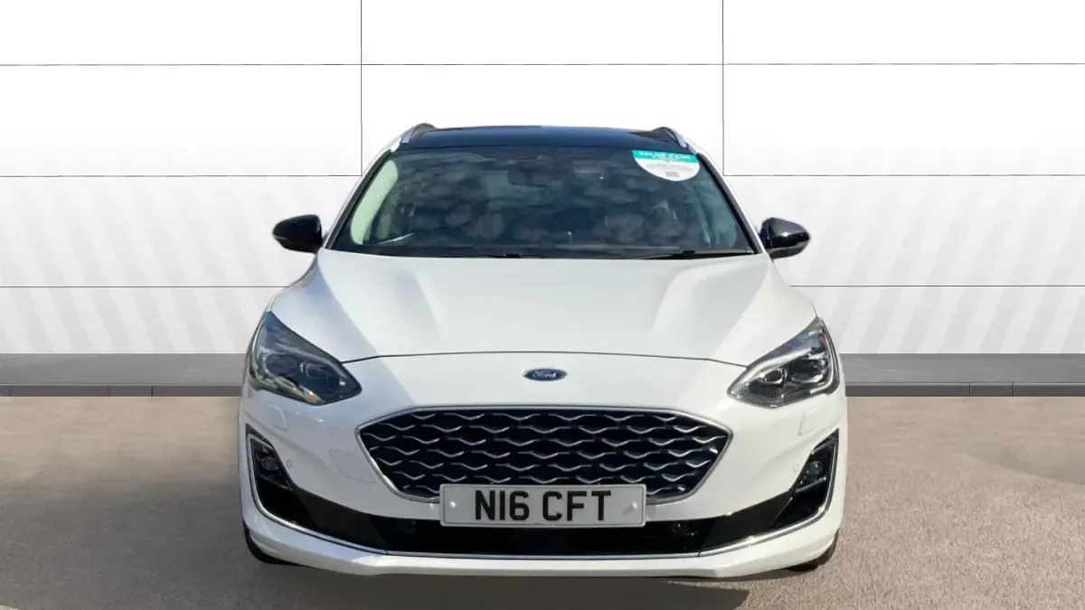 Used Ford Focus Vignale 150 HP (110 kW) 2019 White Estate