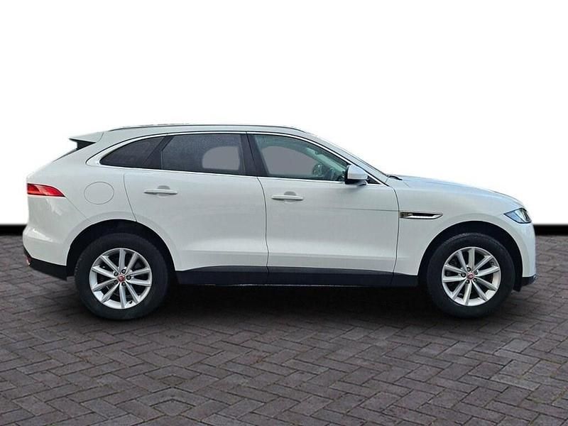 Used Jaguar F-Pace Prestige 180 HP (132 kW) 2017 White SUV