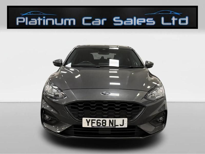 Used Ford Focus ST-Line 120 HP (88 kW) 2018 Grey Hatchback